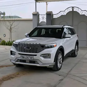 Ford Explorer 2022
