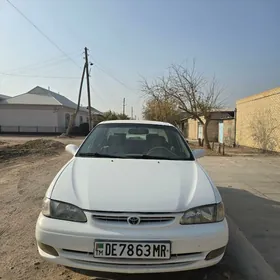 Toyota Corolla 1999