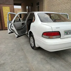 Toyota Avalon 1995