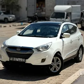 Hyundai Tucson 2011