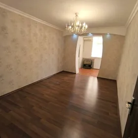 Eyesinden 3 komnat cheryomushk