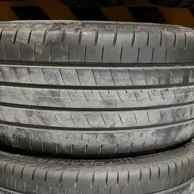 235 45 18 BRIDGESTONE