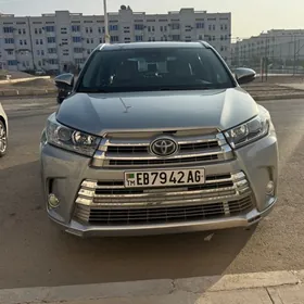 Toyota Highlander 2017