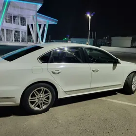 Volkswagen Passat 2013
