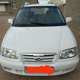 Hyundai Trajet 2006