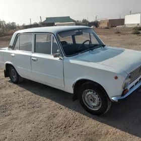 Lada 2104 1980