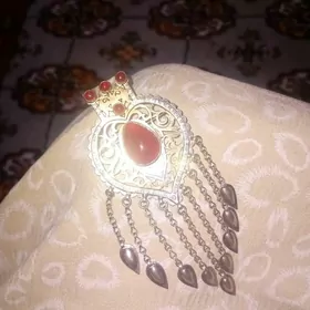 СЕРЕБРЯНАЯ НАЦИОНАЛЬНАЯ БРОШКА