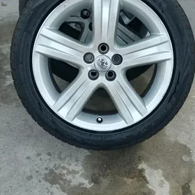 Karolla Disga Teker 17 lik