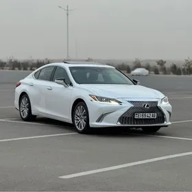 Lexus ES 350 2020