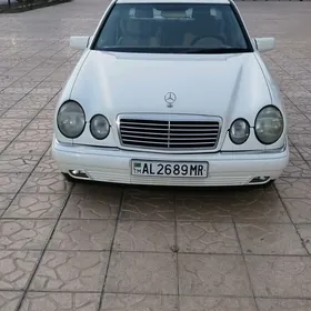 Mercedes-Benz 230E 1998