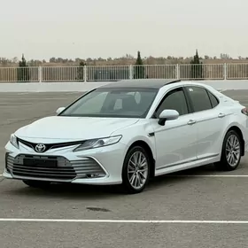 Toyota Camry 2023