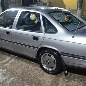 Opel Vectra 1990