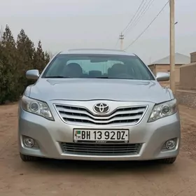 Toyota Camry 2011