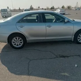 Toyota Camry 2010
