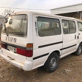 Toyota Hiace 1998