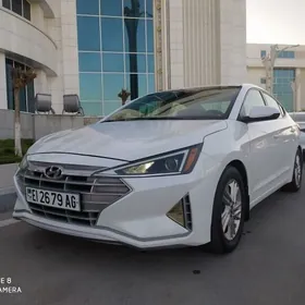 Hyundai Elantra 2020
