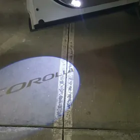 COROLLA" ýazgyly gapy çyra