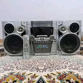 Музыкальный центр LG