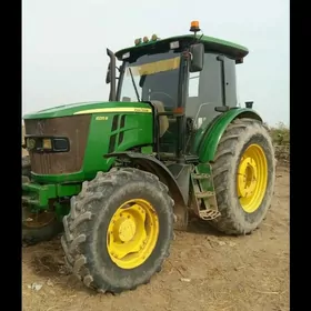 John Deere 2016