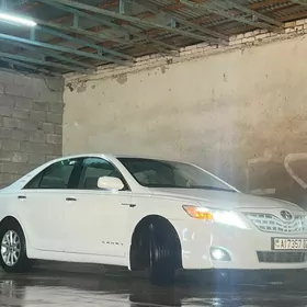 Toyota Camry 2011