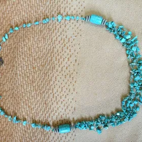 натуральные бусы из камней