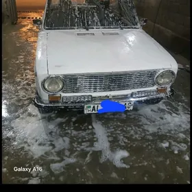 Lada 2104 1986