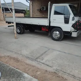 Mitsubishi Canter 2002