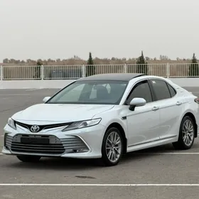 Toyota Camry 2023