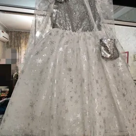 Платье на девочку