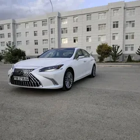 Lexus ES 350 2023