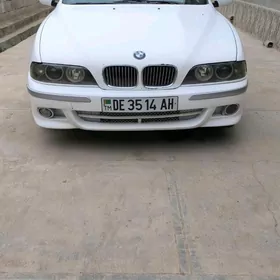 BMW E39 2000