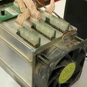 Maining Bitmain S9 enjam