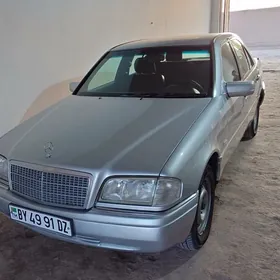 Mercedes-Benz C-Class 1996