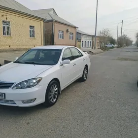 Toyota Camry 2003