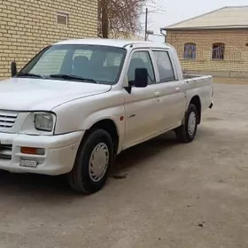 Mitsubishi L200 2000