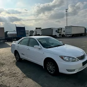 Toyota Camry 2005