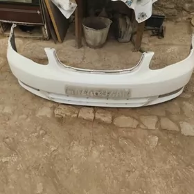 karolla öñki bamper 2003