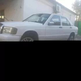 Mercedes-Benz 190E 1992