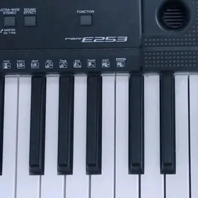 Синтезатор Yamaha