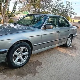 BMW 525 1992