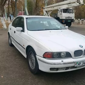 BMW E39 1997
