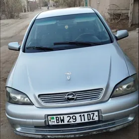 Opel Astra 2003