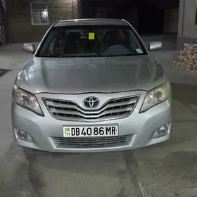 Toyota Camry 2011
