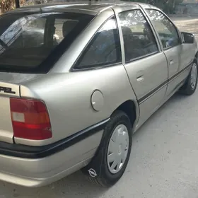 Opel Vectra 1990