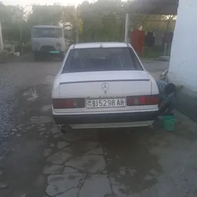 Mercedes-Benz 190E 1992