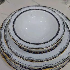 столовый фарфоровый сервиз