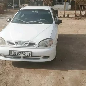 Daewoo Lanos 1996