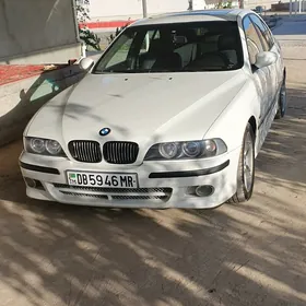 BMW E39 2000