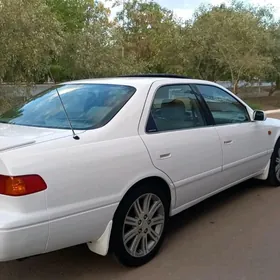 Toyota Camry 1999