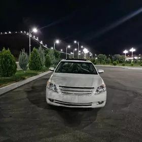 Toyota Avalon 2005